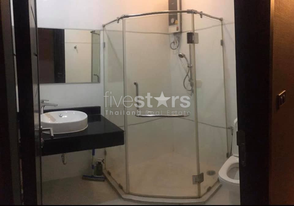 2 bedrooms condo for sale in Thonglor, photo 6