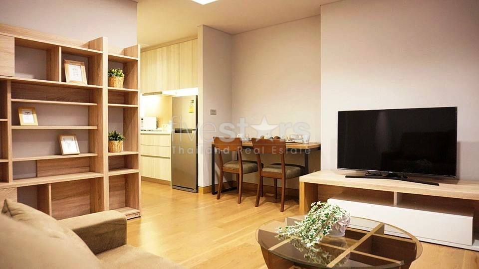 2 bedrooms condo for rent near BTS Phrom Phong, photo 2