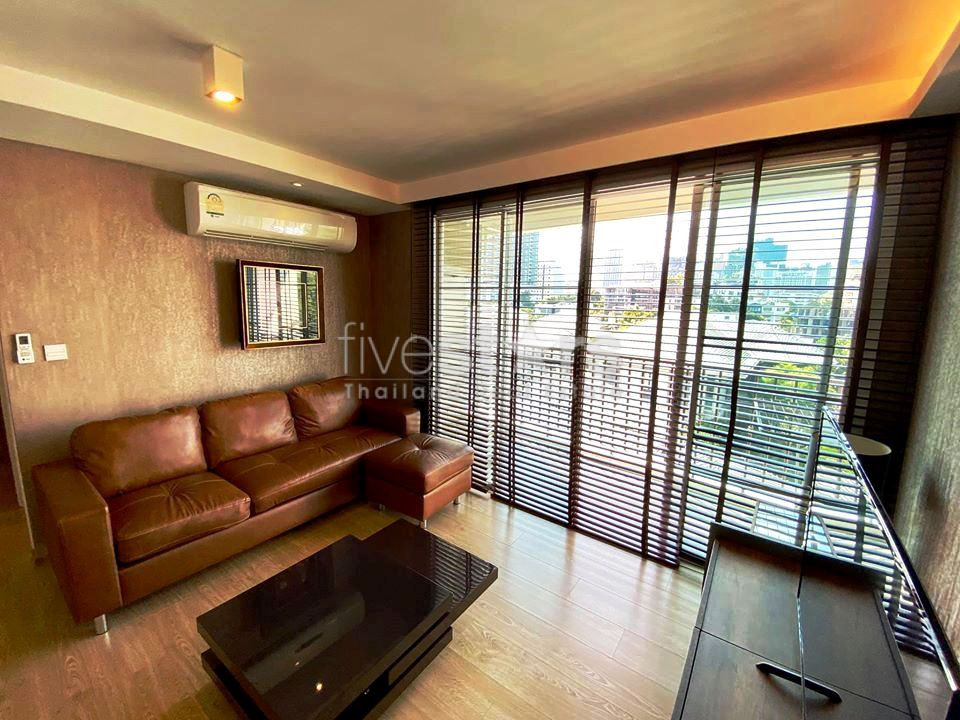 Condominium avec 2 chambres à louer à Phromphong