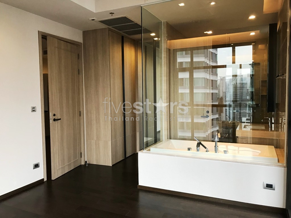 2 bedrooms condo for rent near BTS Phromphong, photo 8