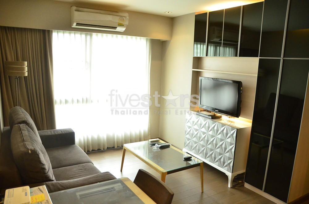 Garden view 1 bedroom condo for sale close to BTS Thonglor Station, photo 2