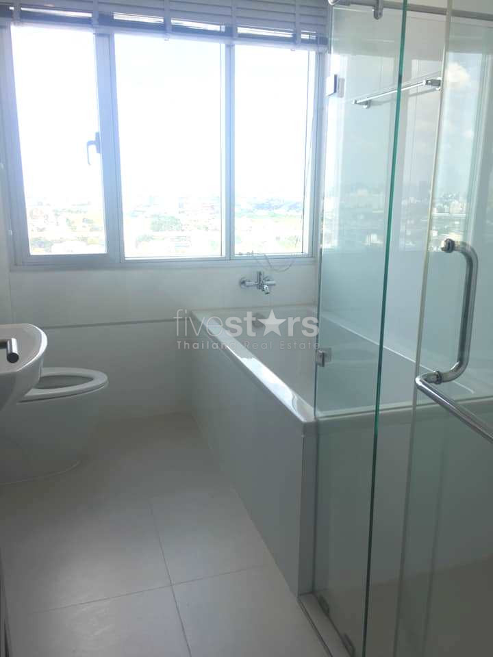 2 bedrooms condo for sale in Thonglor, photo 8