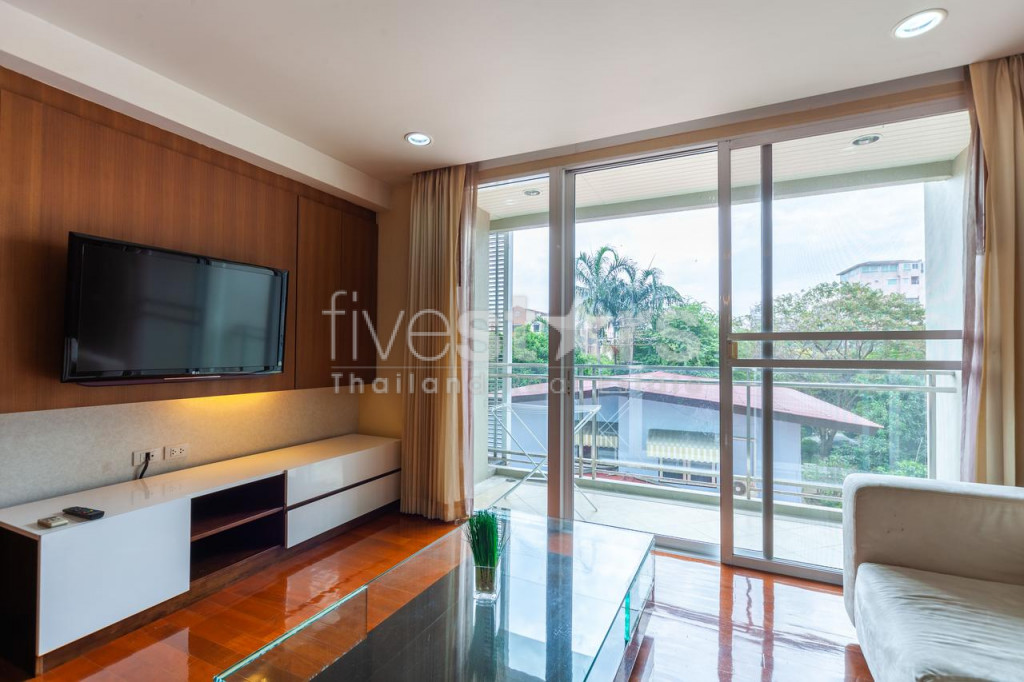 Grand appartement 2 chambres à louer quartier Thonglor, photo 3