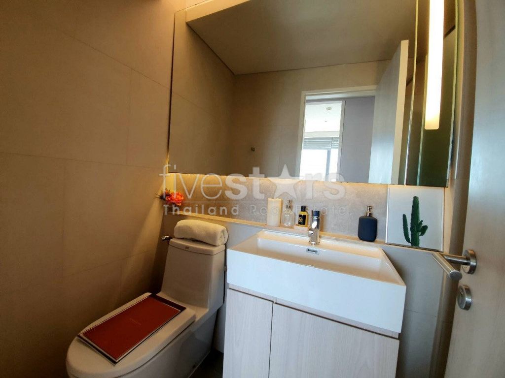 Modern 2  bedrooms condo for rent in Phromphong, photo 7