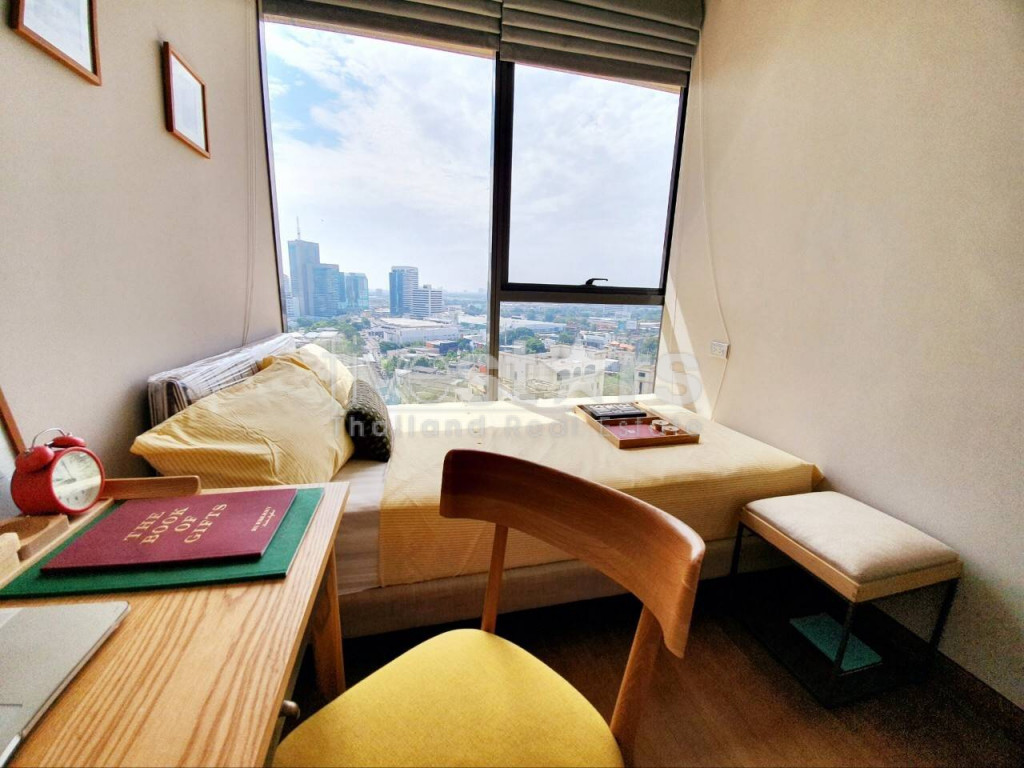 Modern 2  bedrooms condo for sale in Phromphong, photo 6