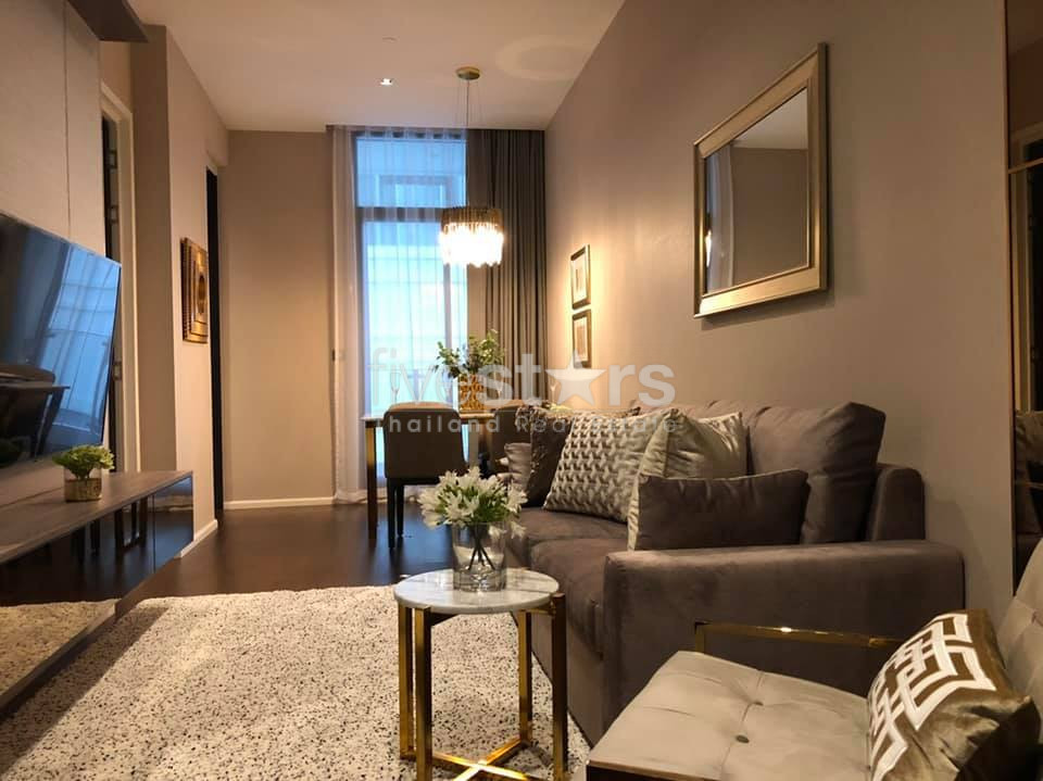 Appartement de 2 chambres à louer près de la station de BTS Phromphong, photo 2
