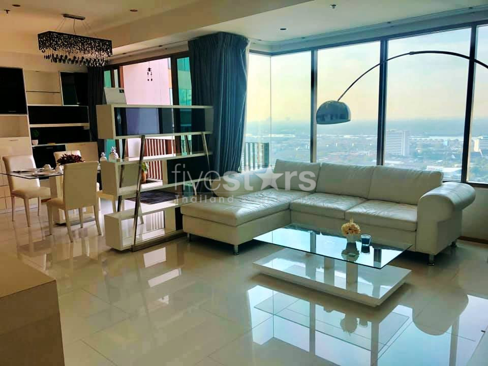 Appartement avec 2 chambres à louer près du BTS Phrompong