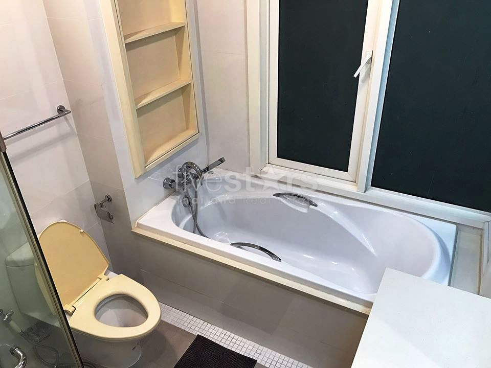 Appartement d'une chambre à louer près du BTS Phrompong, photo 12