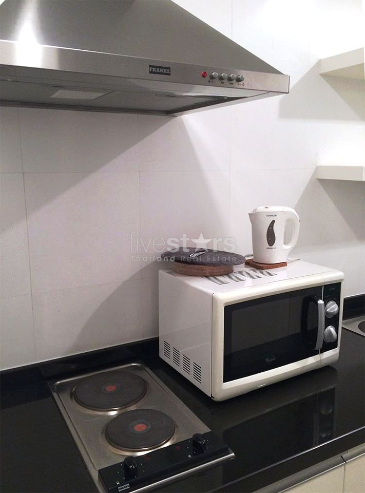 Appartement d'une chambre à louer près du BTS Phrompong, photo 7