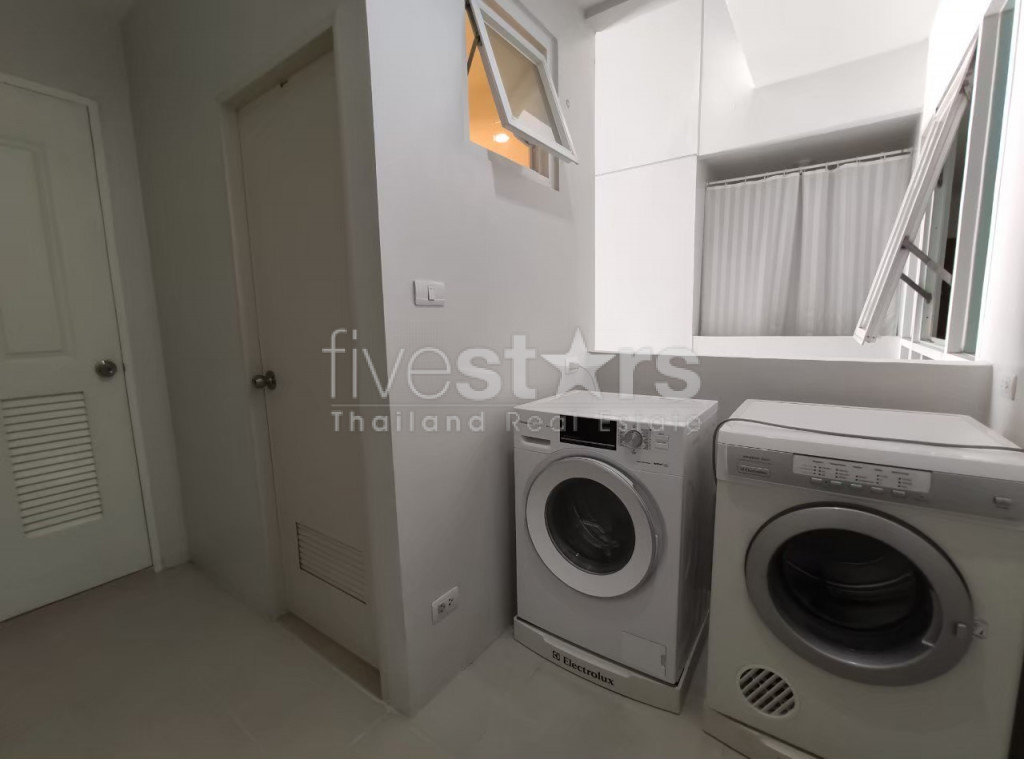 Appartement avec 2 chambres à louer près du BTS Phromphong, photo 6