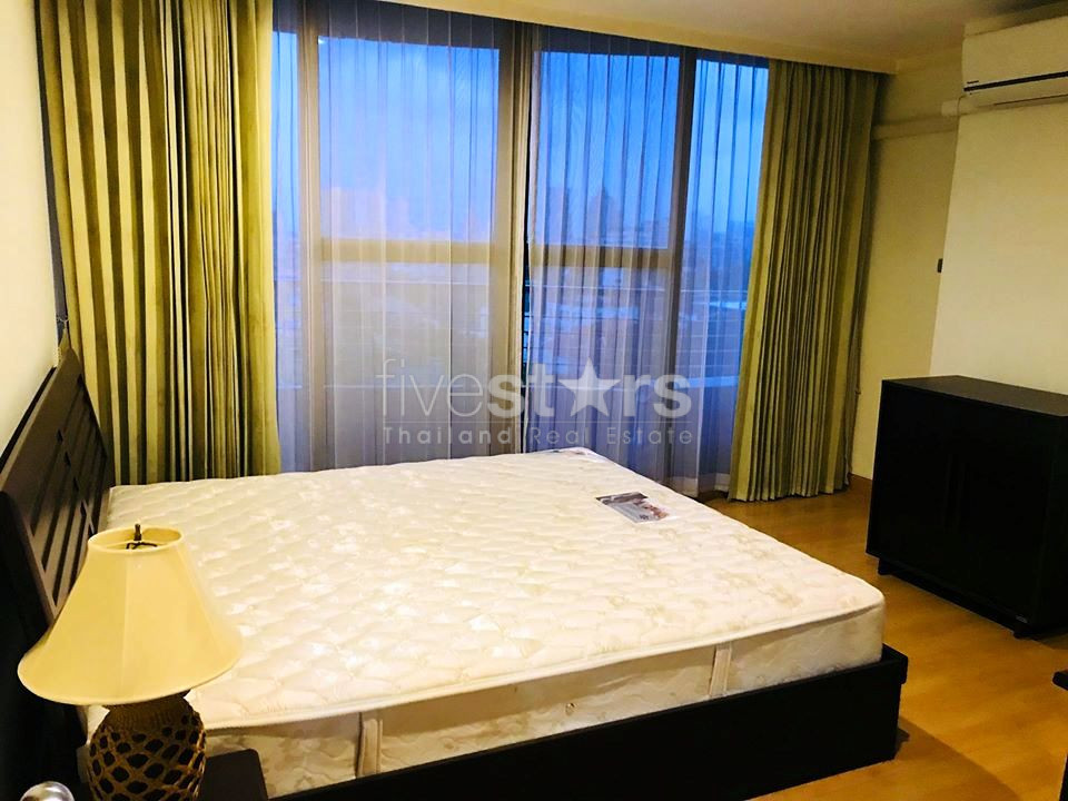Appartement spacieux avec 2 chambres à louer à Phromphong, photo 6