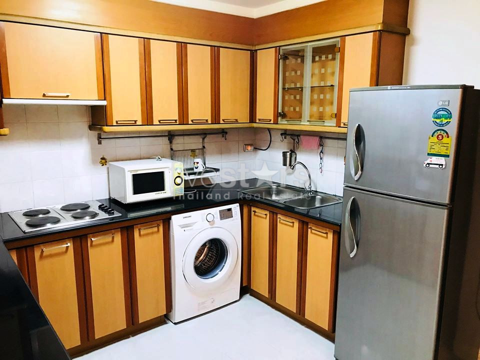 Appartement spacieux avec 2 chambres à louer à Phromphong, photo 5