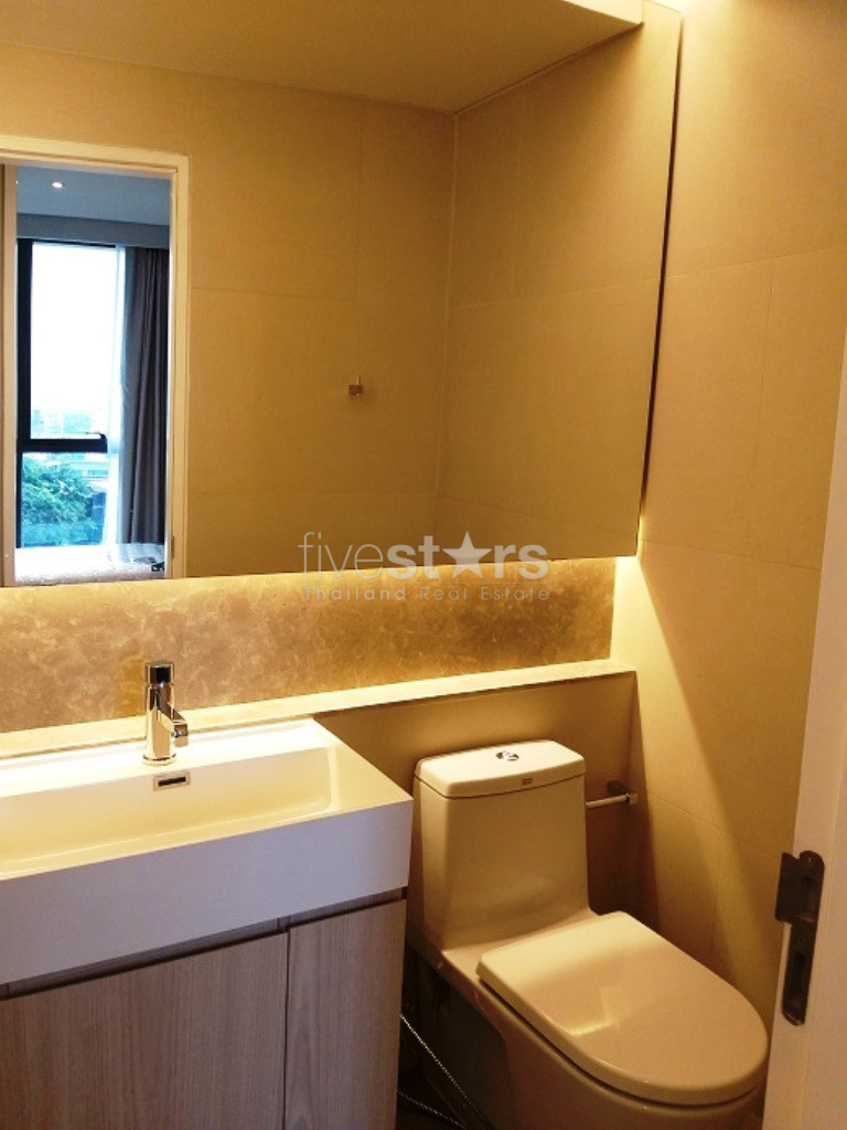 2 bedrooms condo for rent in Phromphong, photo 17