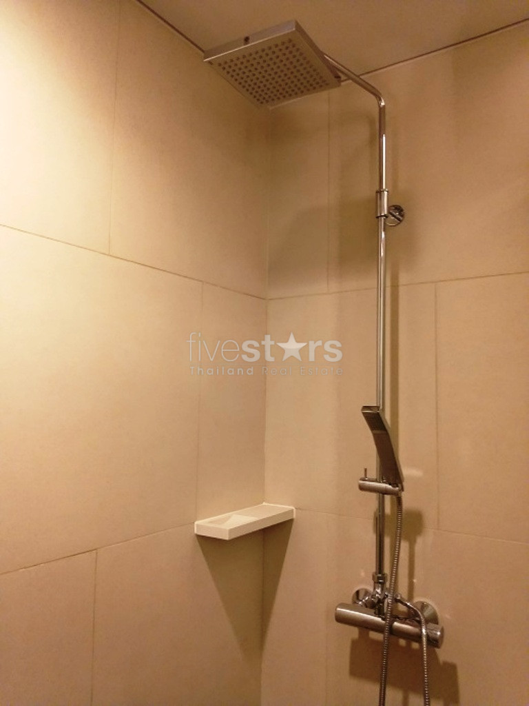 2 bedrooms condo for rent in Phromphong, photo 18