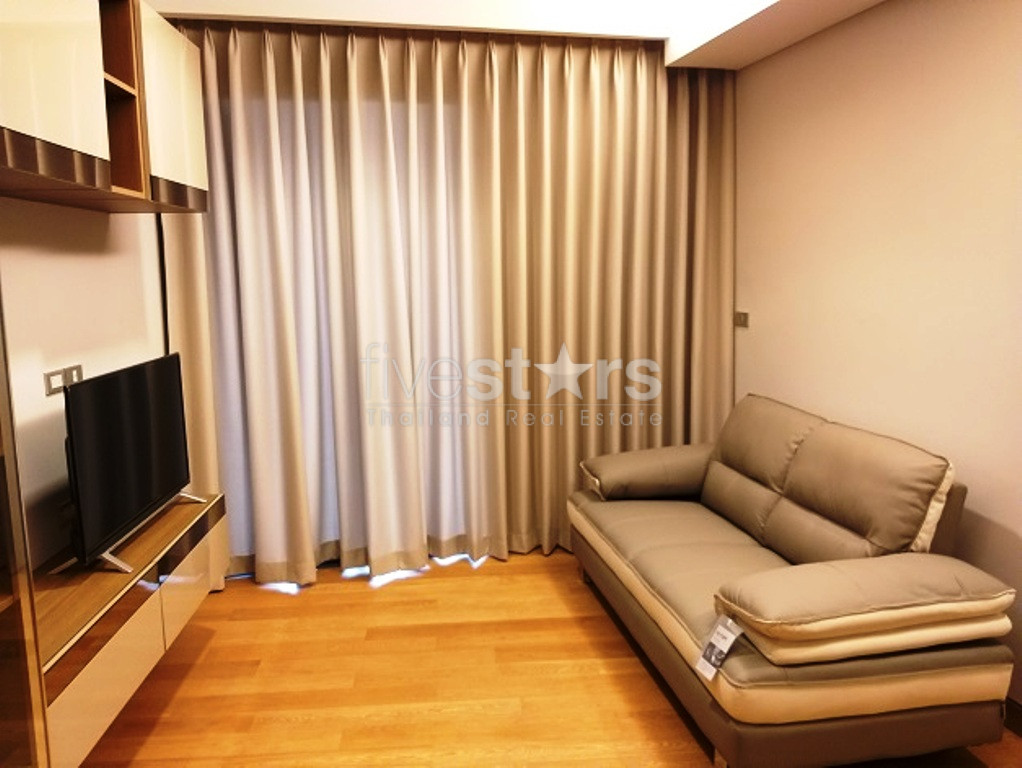 2 bedrooms condo for rent in Phromphong