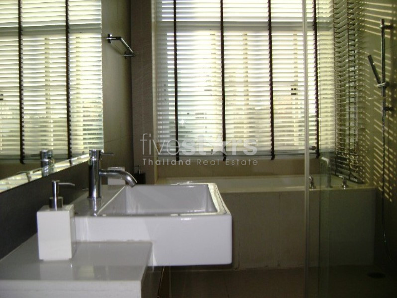Pet friendly 3 bedrooms apartment for rent in Thonglor, photo 13