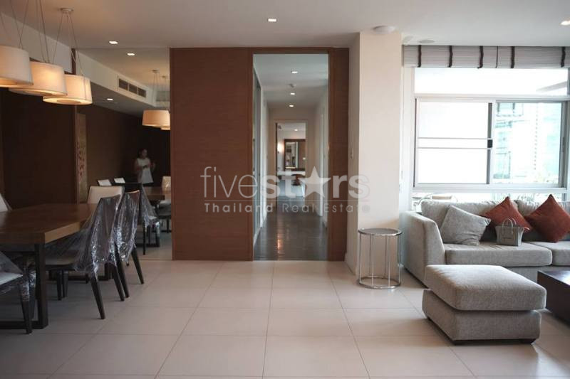 Pet friendly 3 bedrooms apartment for rent in Thonglor, photo 2