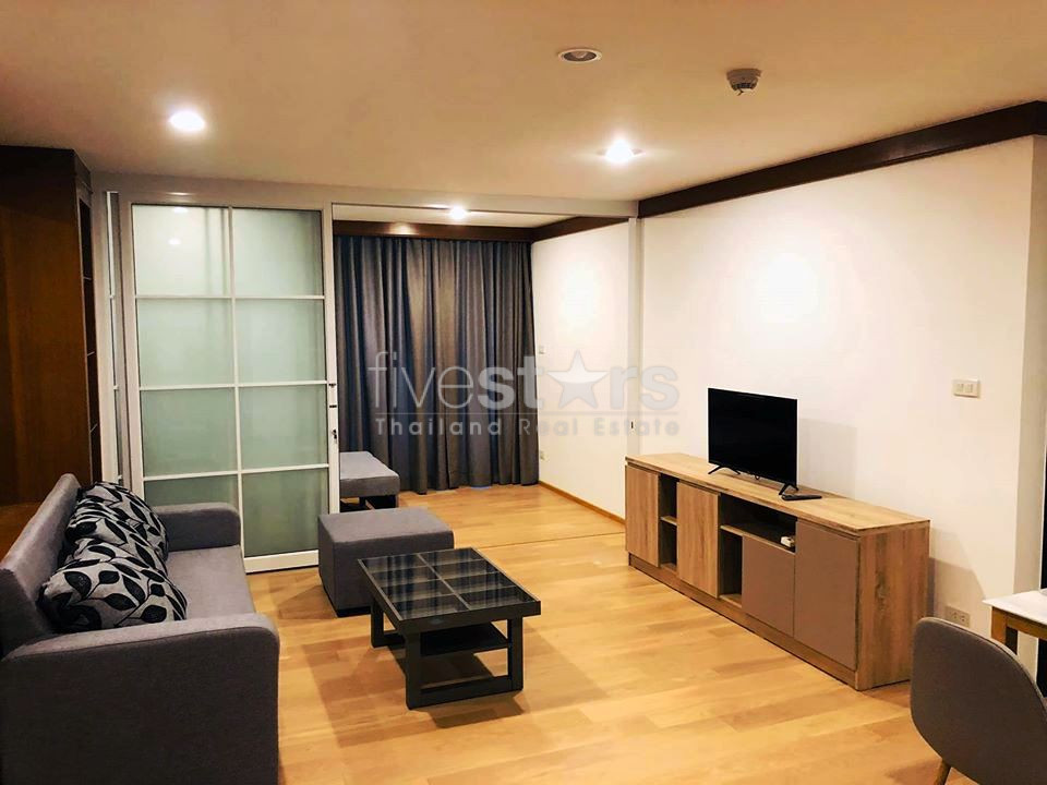 Renovated unit 2 bedrooms condo for rent in Phromphong, photo 2