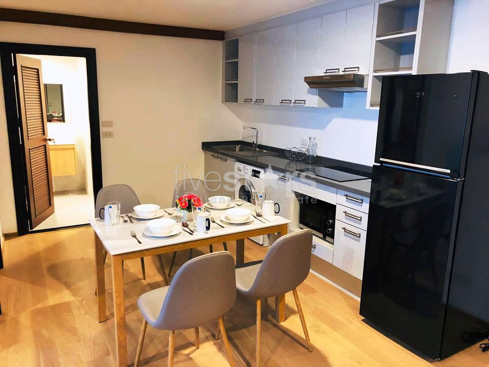 Renovated unit 2 bedrooms condo for rent in Phromphong, photo 5