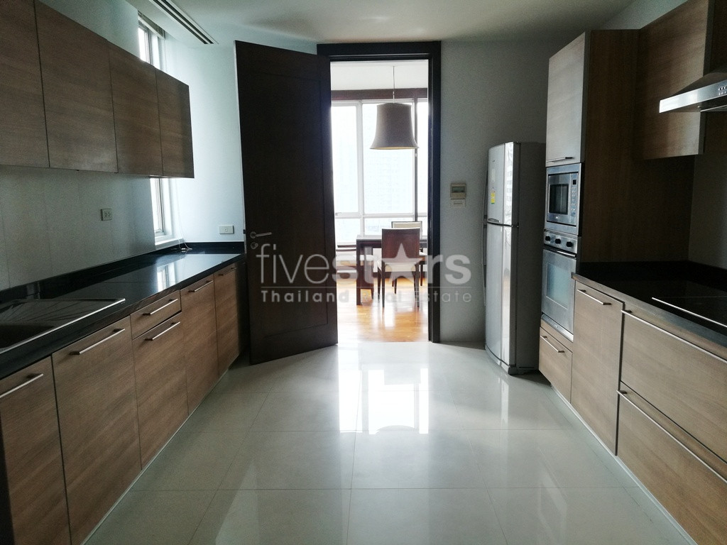 4 bedrooms apartment for rent in Thonglor, photo 6