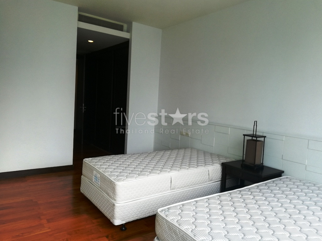4 bedrooms apartment for rent in Thonglor, photo 13