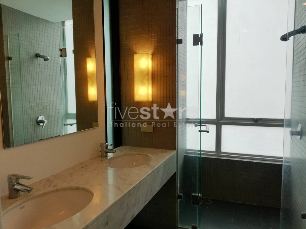 4 bedrooms apartment for rent in Thonglor, photo 18