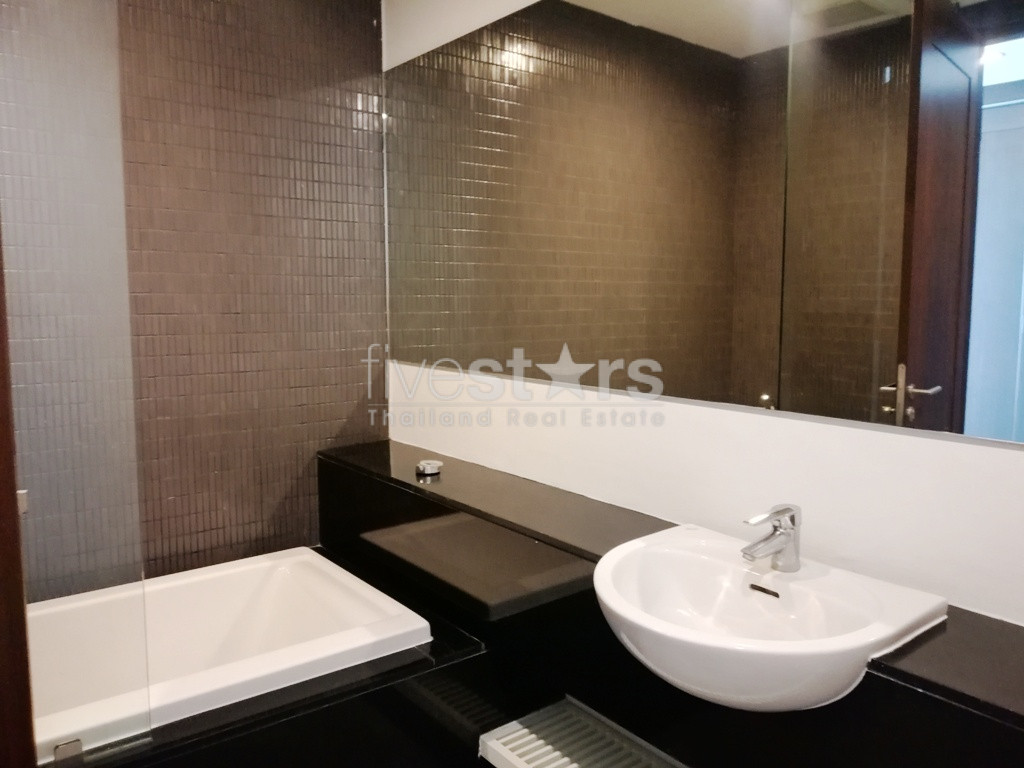 4 bedrooms apartment for rent in Thonglor, photo 20