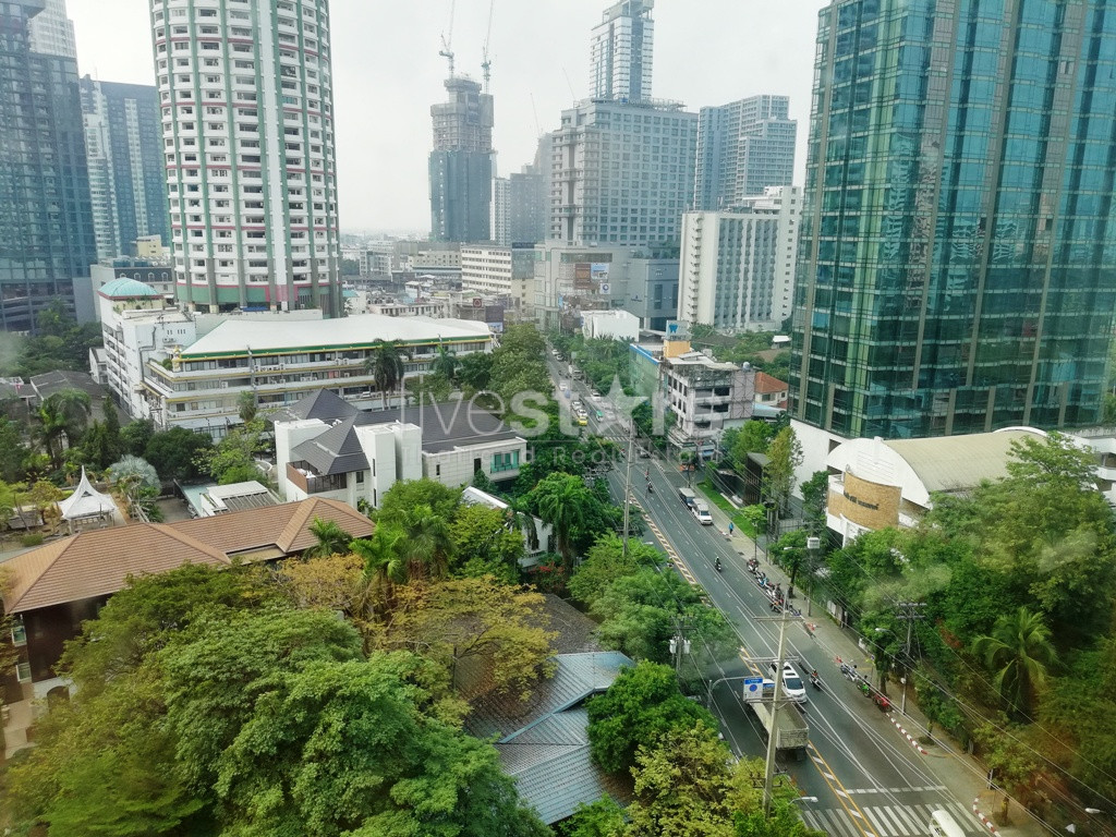 4 bedrooms apartment for rent in Thonglor, photo 22