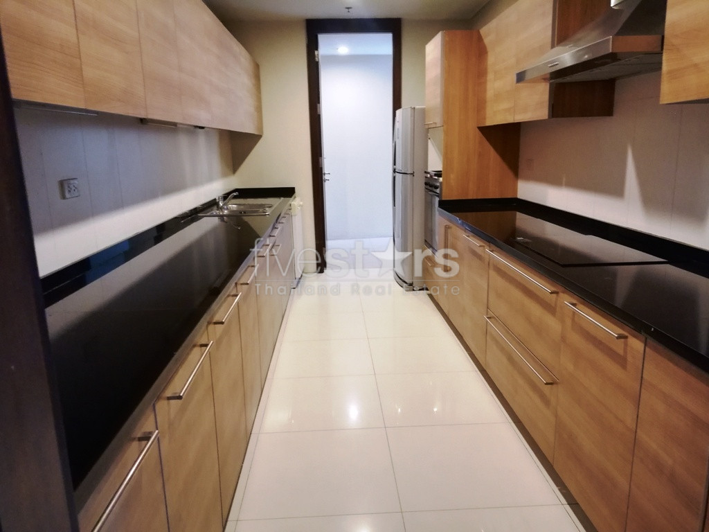 Appartement de 3 chambres à louer à Thonglor, photo 6