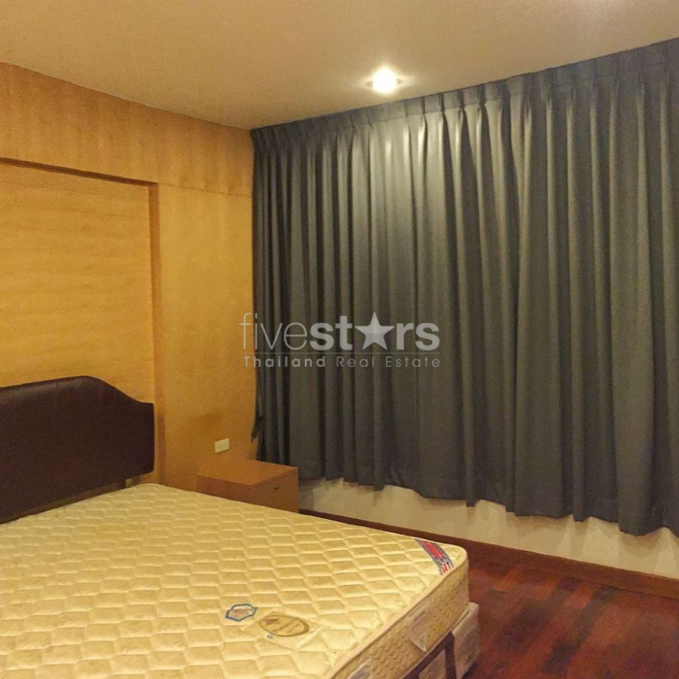 3 bedrooms condo for rent near BTS Phromphong, photo 8