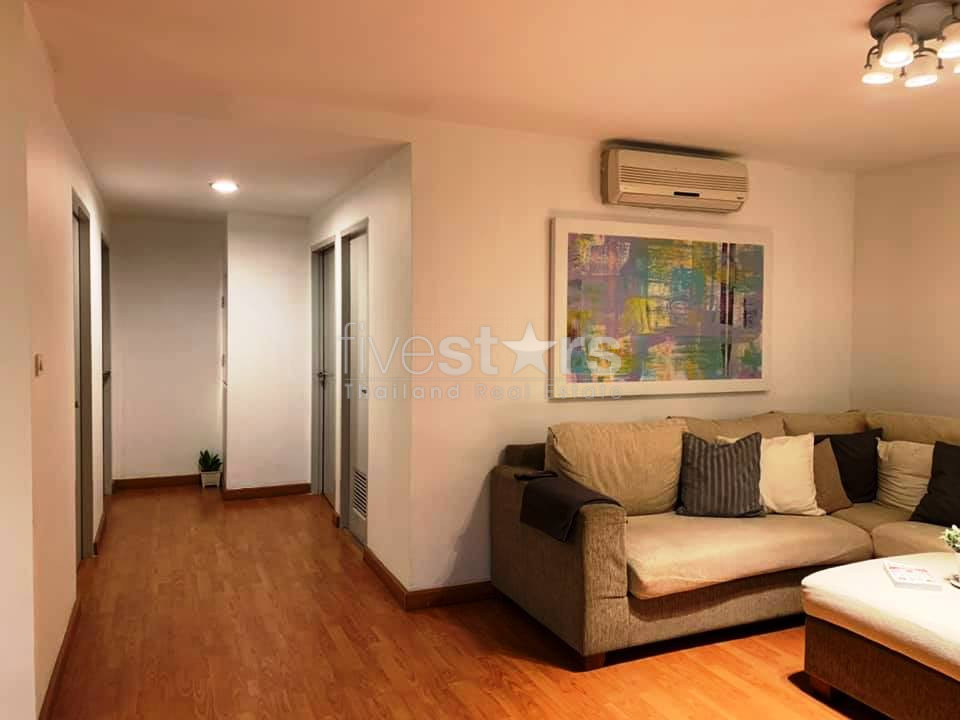 Appartement de 3 chambres à louer à Sukhumvit dans le quartier de Phromphong, photo 2