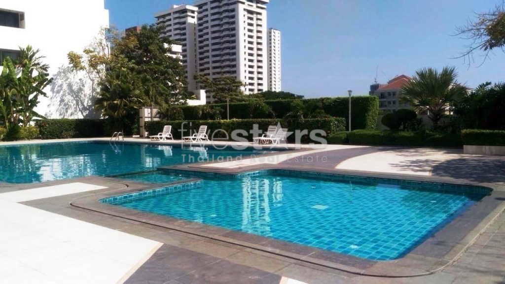 Appartement de 3 chambres à louer à Sukhumvit dans le quartier de Phromphong, photo 9