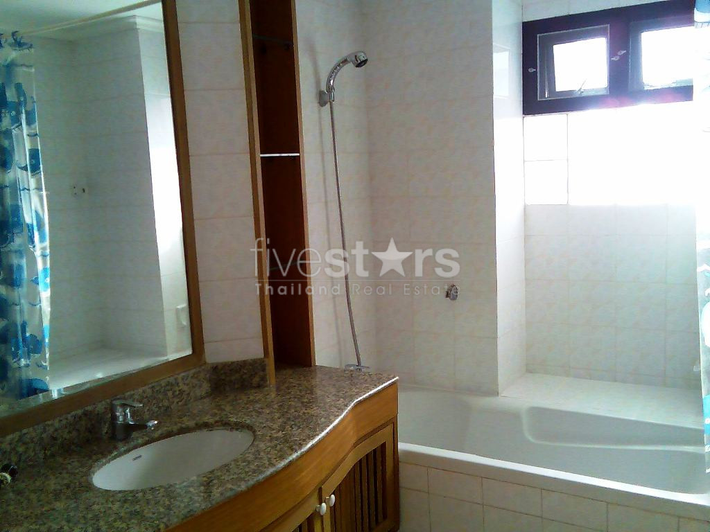 Appartement spacieux de 3 chambres à louer à Thonglor, photo 13