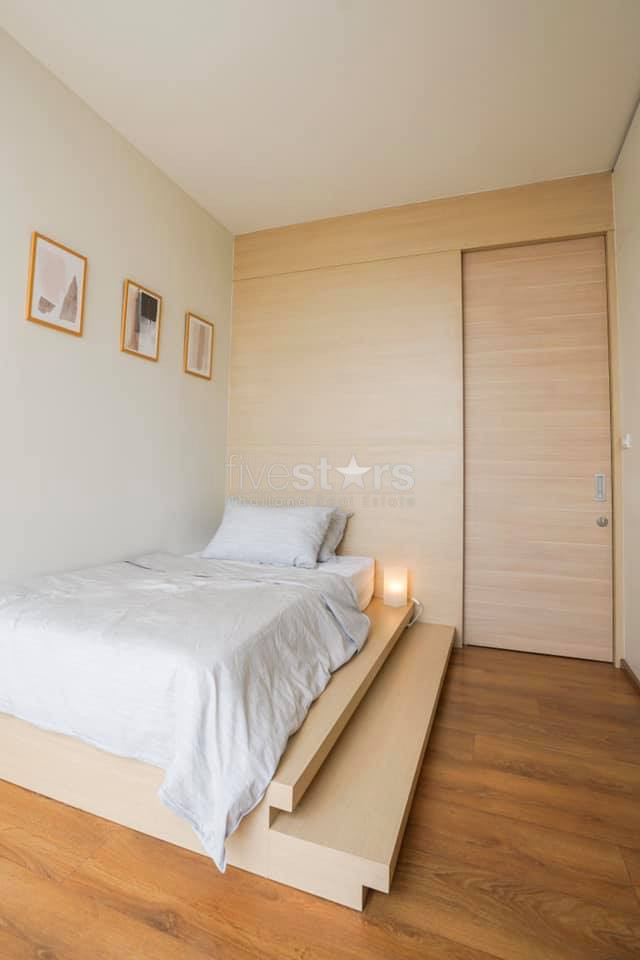 Appartement de 2 chambres à louer près du BTS Phromphong, photo 3