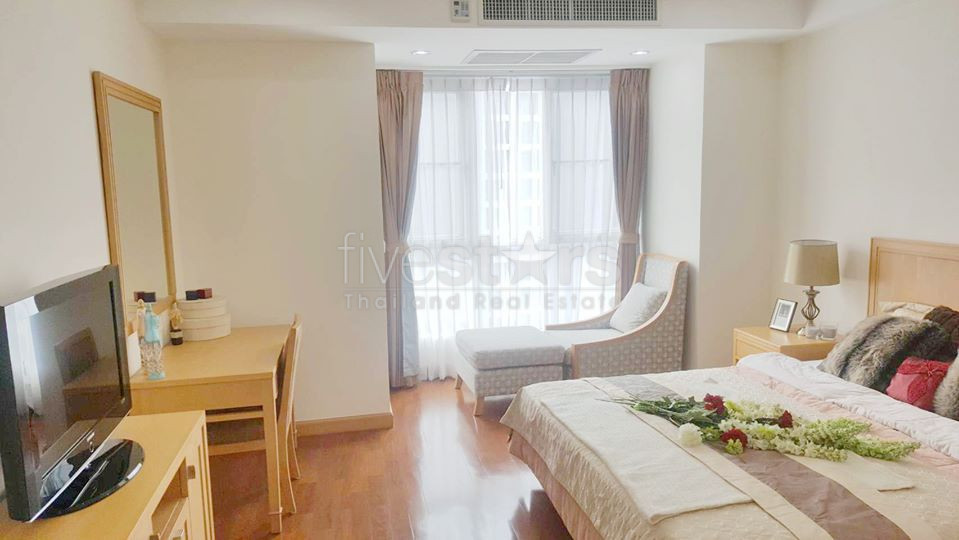 Pet friendly 3 bedrooms apartment for rent close to Phrom Phong BTS Station, photo 8