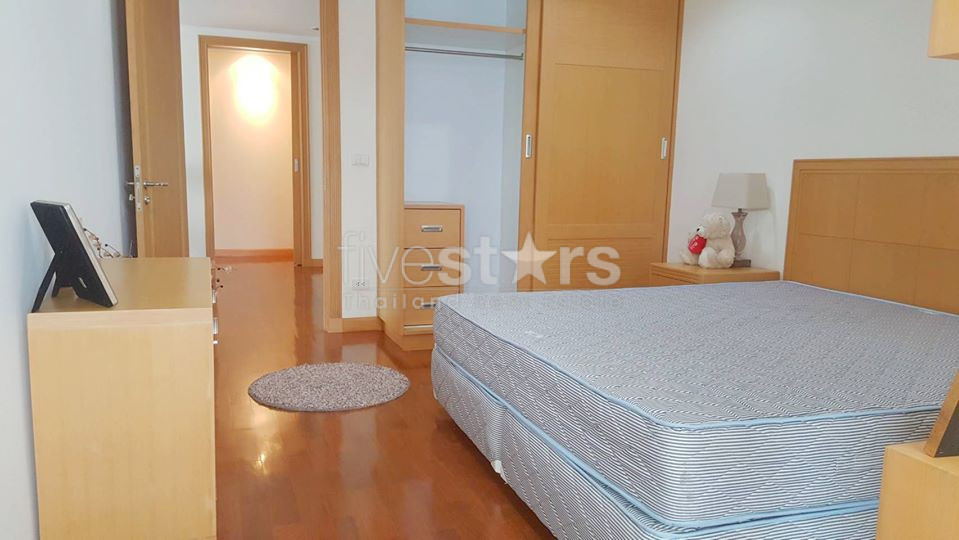 Pet friendly 3 bedrooms apartment for rent close to Phrom Phong BTS Station, photo 5