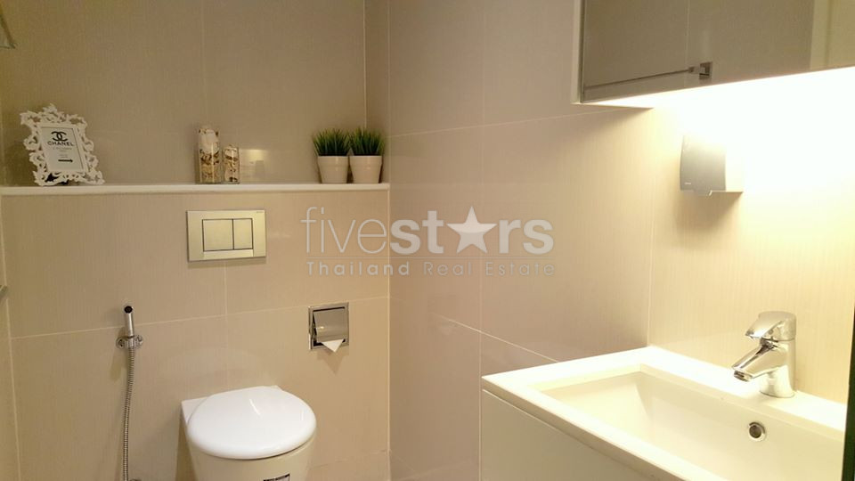 2 bedrooms condo for rent in Phromphong, photo 11