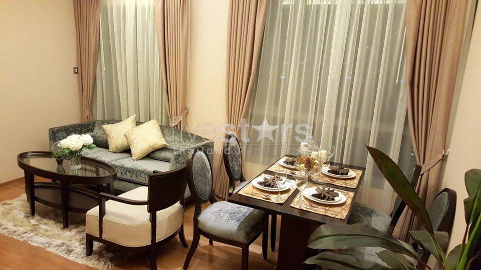 2 bedrooms condo for rent in Phromphong