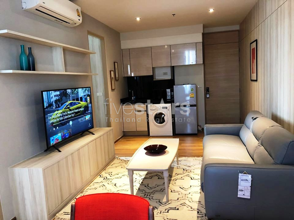 2 bedrooms condo for rent near BTS Phromphong, photo 2