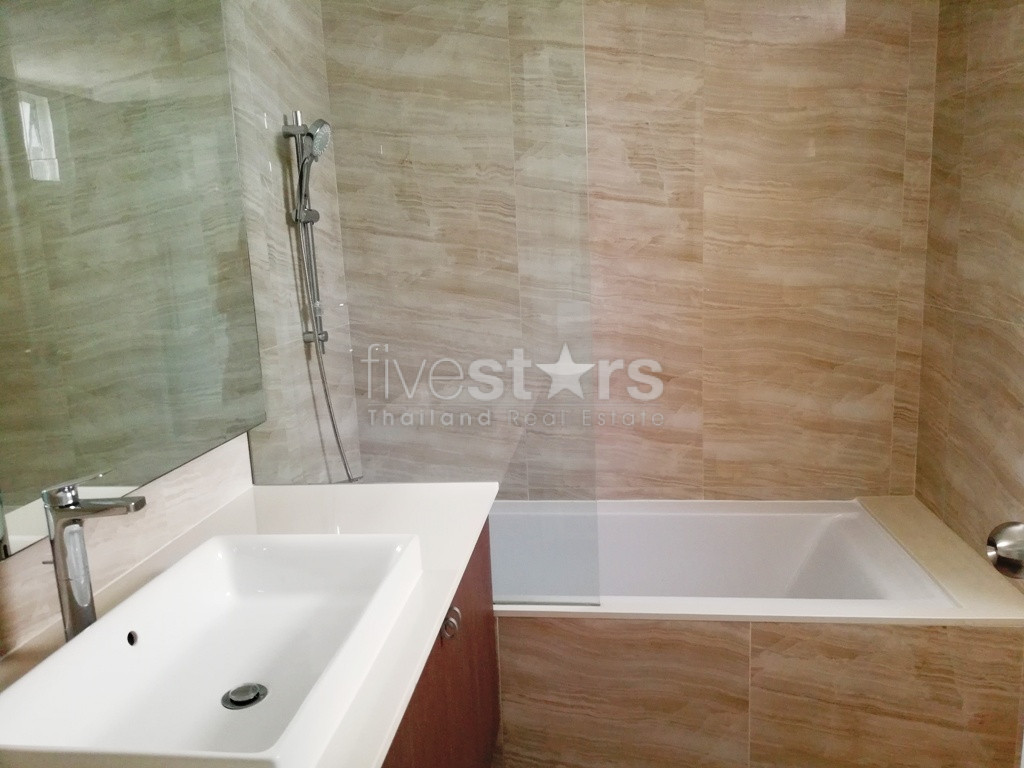 Appartement de 3 chambres à louer près du BTS Phromphong, photo 15