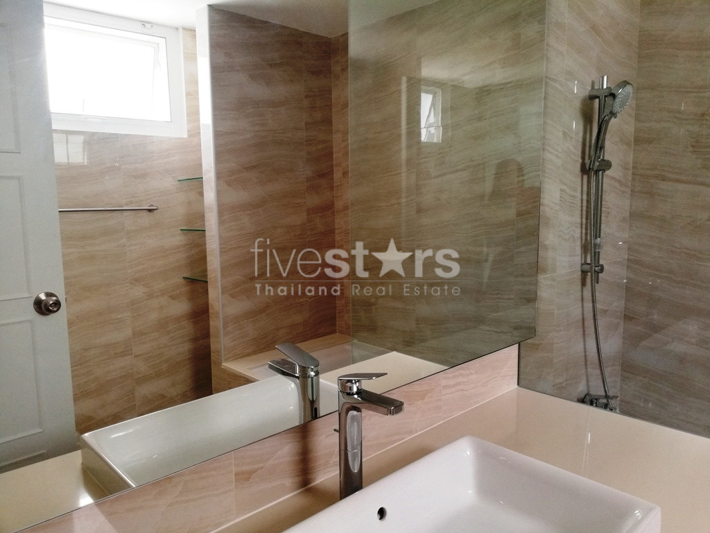 Appartement de 3 chambres à louer près du BTS Phromphong, photo 14