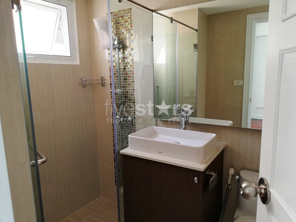 Appartement de 3 chambres à louer près du BTS Phromphong, photo 16