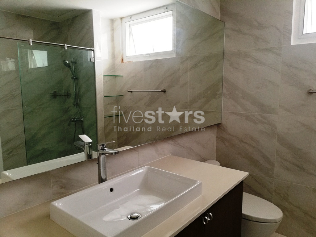 Appartement de 3 chambres à louer près du BTS Phromphong, photo 17