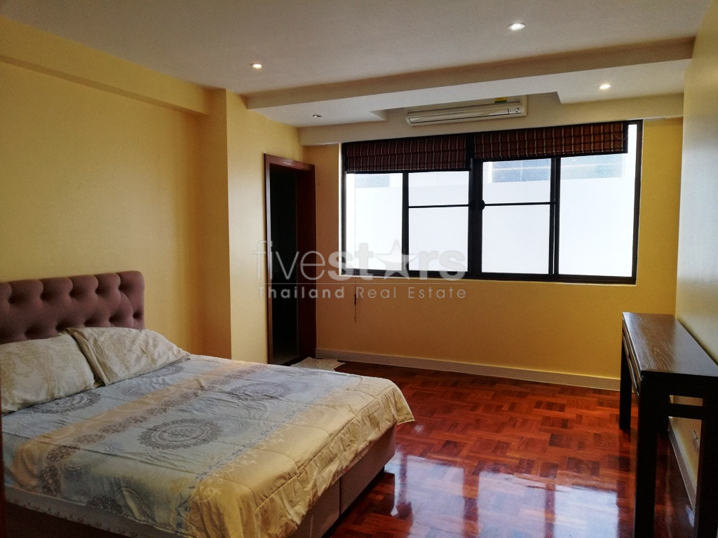 Newly renovated 3 bedrooms condo for rent near BTS Phromphong, photo 13