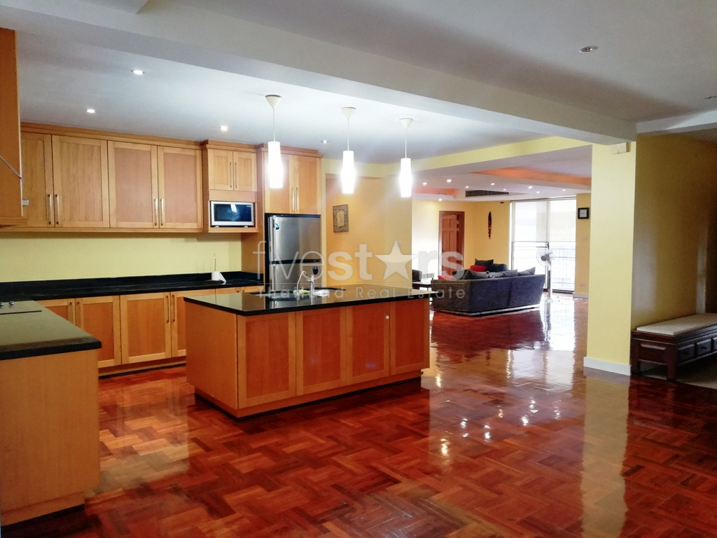 Newly renovated 3 bedrooms condo for rent near BTS Phromphong, photo 6