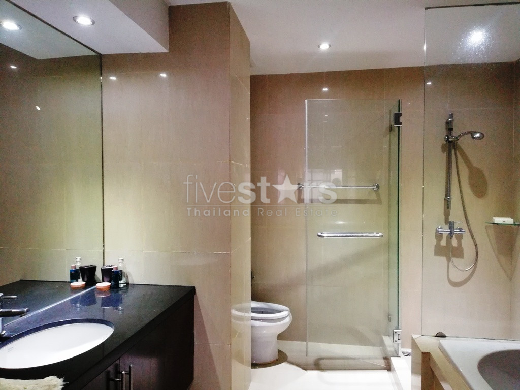 Newly renovated 3 bedrooms condo for rent near BTS Phromphong, photo 15