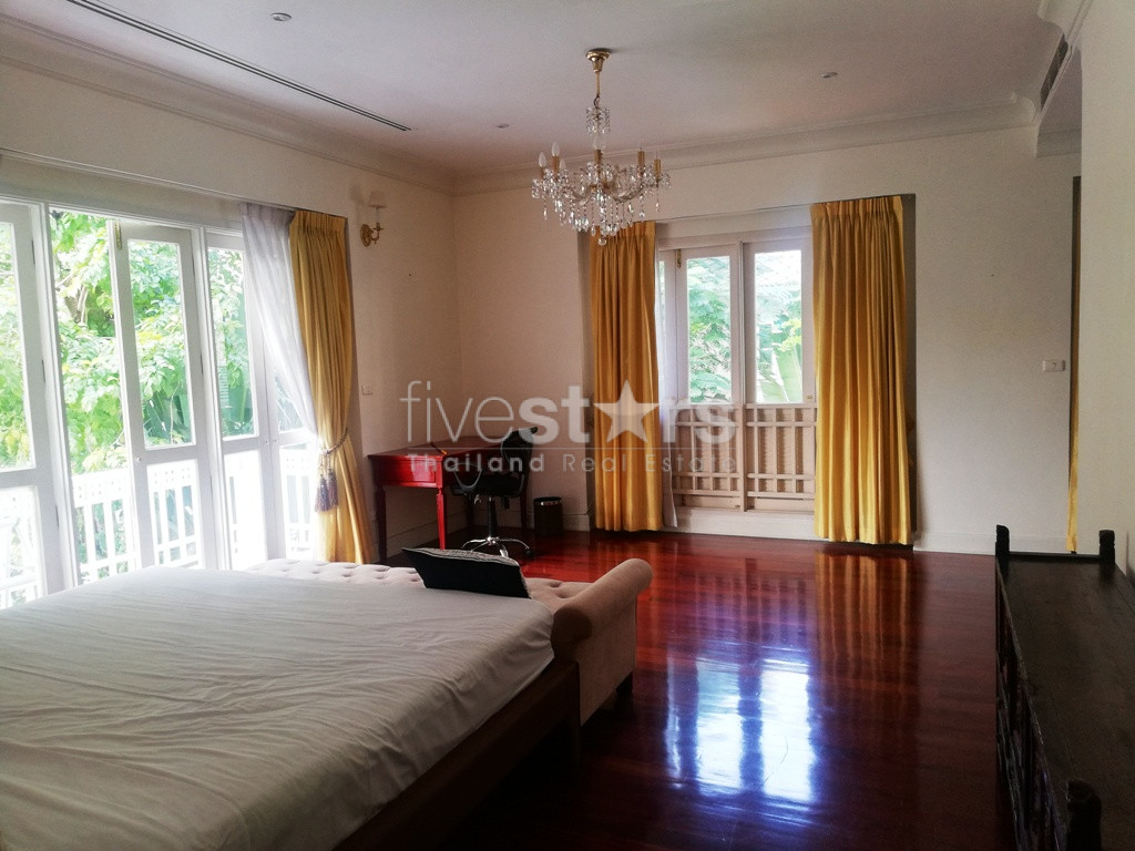 Maison de 4 chambres avec piscine à louer à Sukhumvit, quartier Phromphong, photo 15