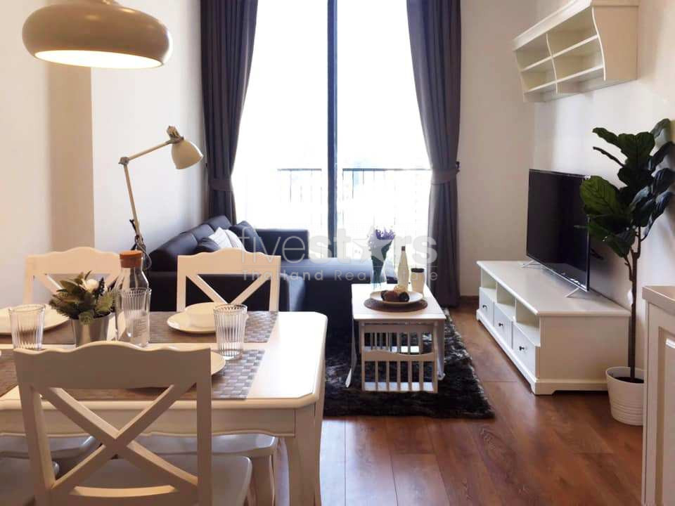 Modern 1 bedroom condo for rent in Sukhumvit, Phormphong area