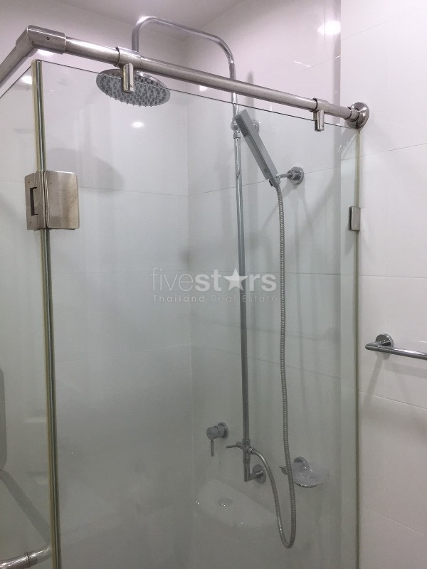 Appartement d'une chambre à louer près du BTS Phrompong, photo 10