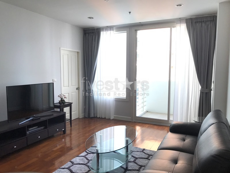 Appartement d'une chambre à louer près du BTS Phrompong